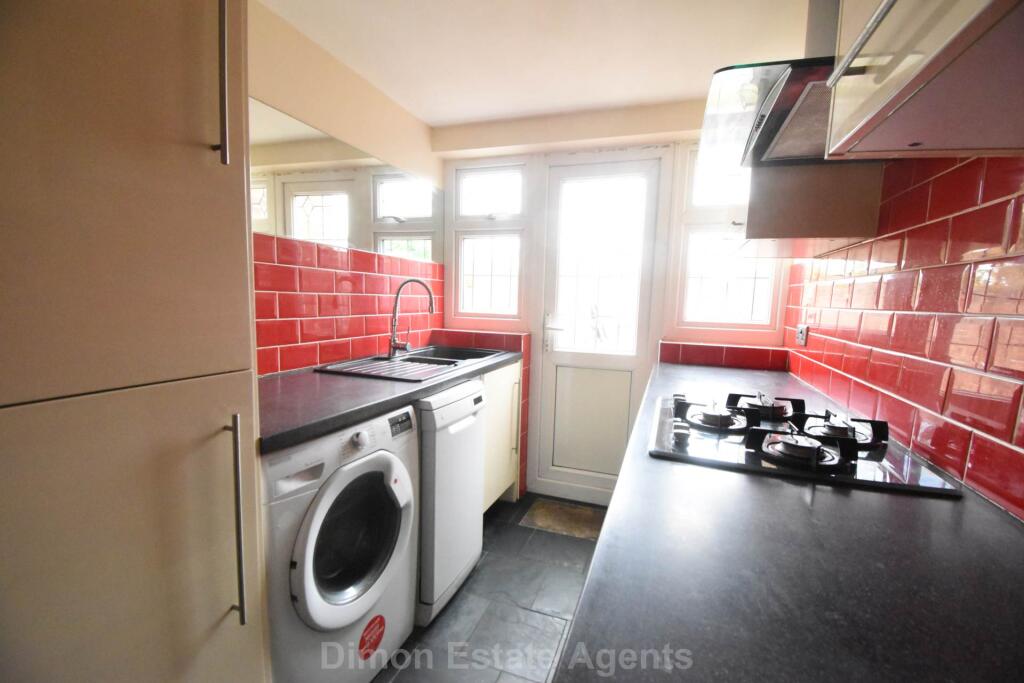 Clayhall Road, Alverstoke photo 3