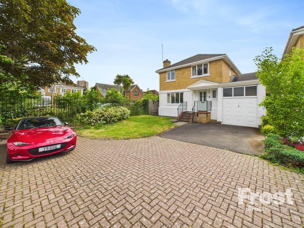 Main image of property: Simmons Place, Staines-upon-Thames, Surrey, TW18