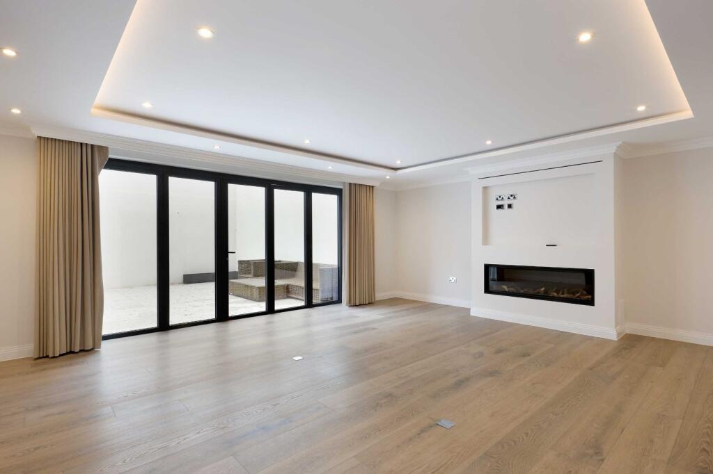 Apartment in Hemel Hempstead, Penn - More