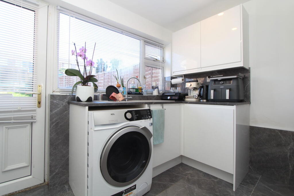 Additional image 4 of Regent Drive, TIVIDALE, Oldbury.