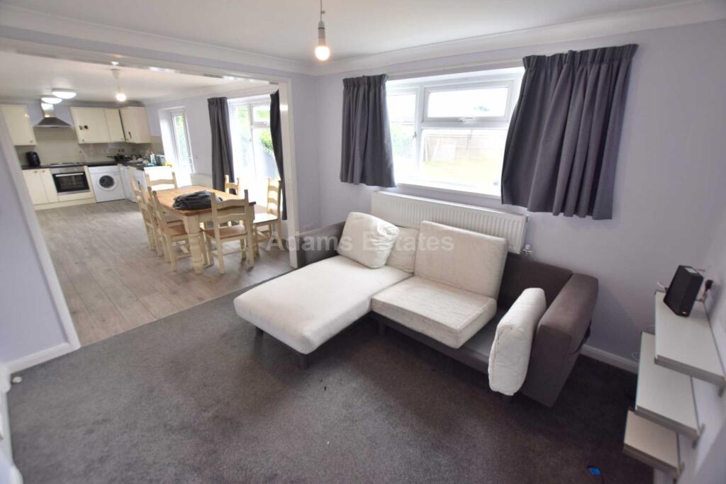 House in Reading - View 4