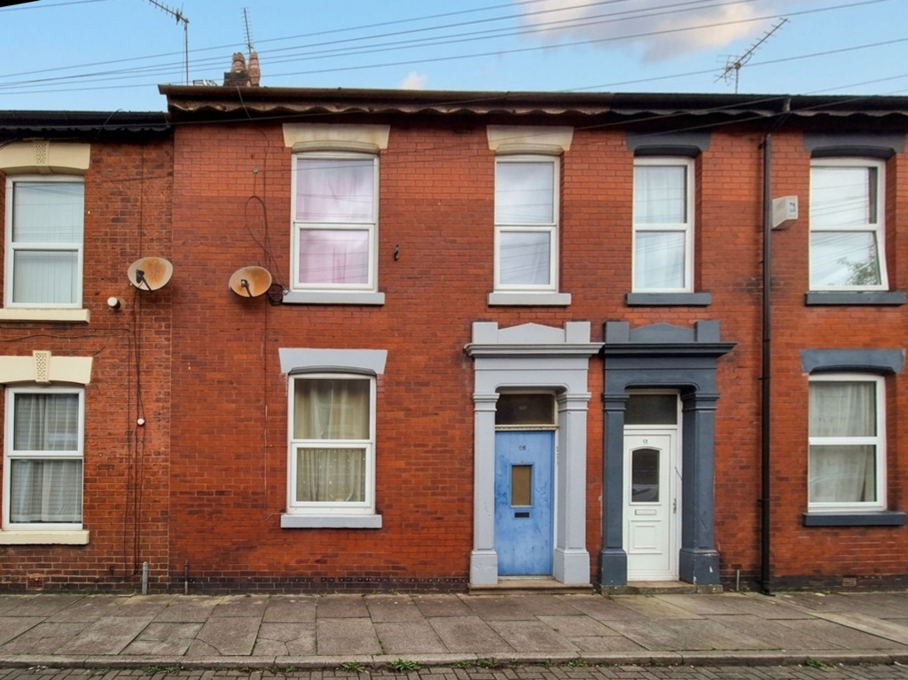 Main image of property: Carnarvon Road, Preston, PR1 8PU
