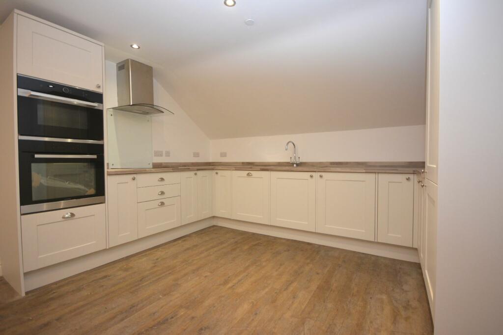 Flat 3, Fronolau, Dolgellau LL40 2PS photo 3