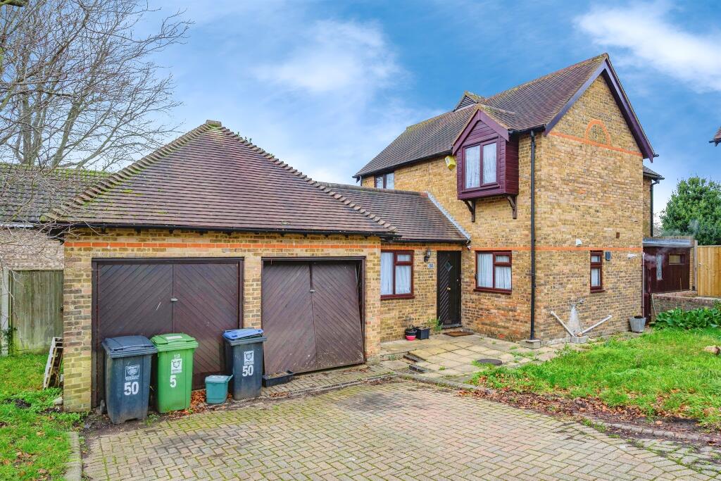 Main image of property: Walnut Grove, Hemel Hempstead
