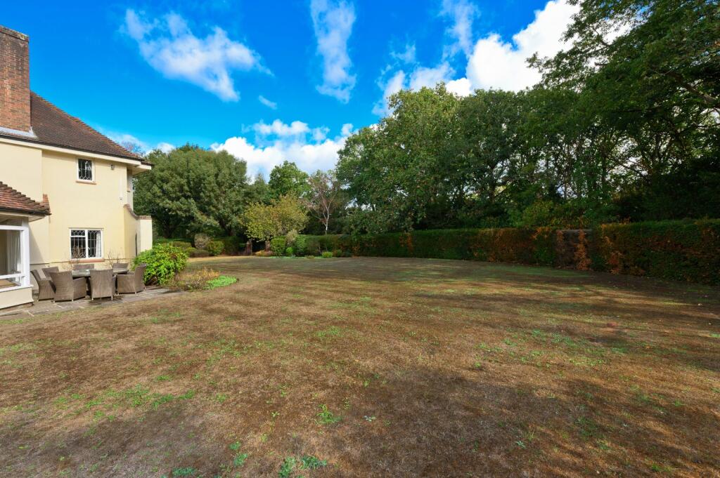 Property photo 8