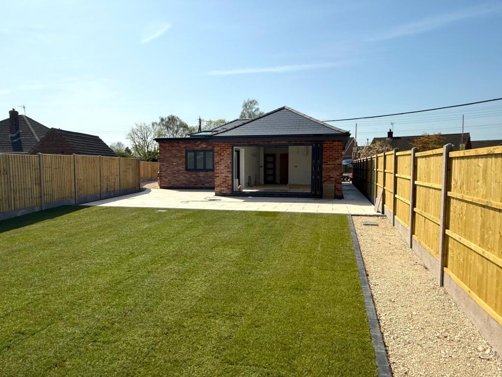 House in North Kesteven, Metheringham - View 2