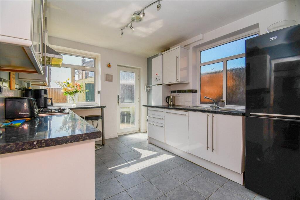 House in Wirral, Liverpool City Region - View 3