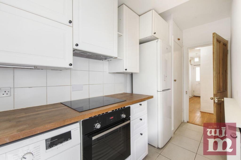Apartment in London, Old Ford, Bow - View 4