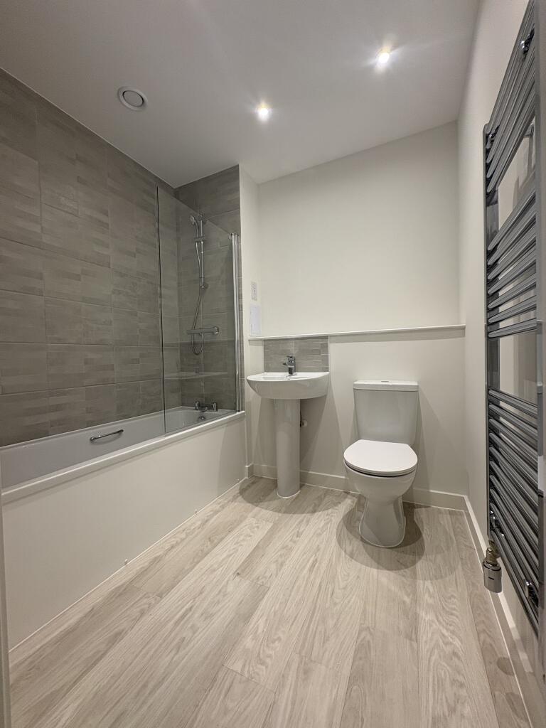 Apartment in London - View 4