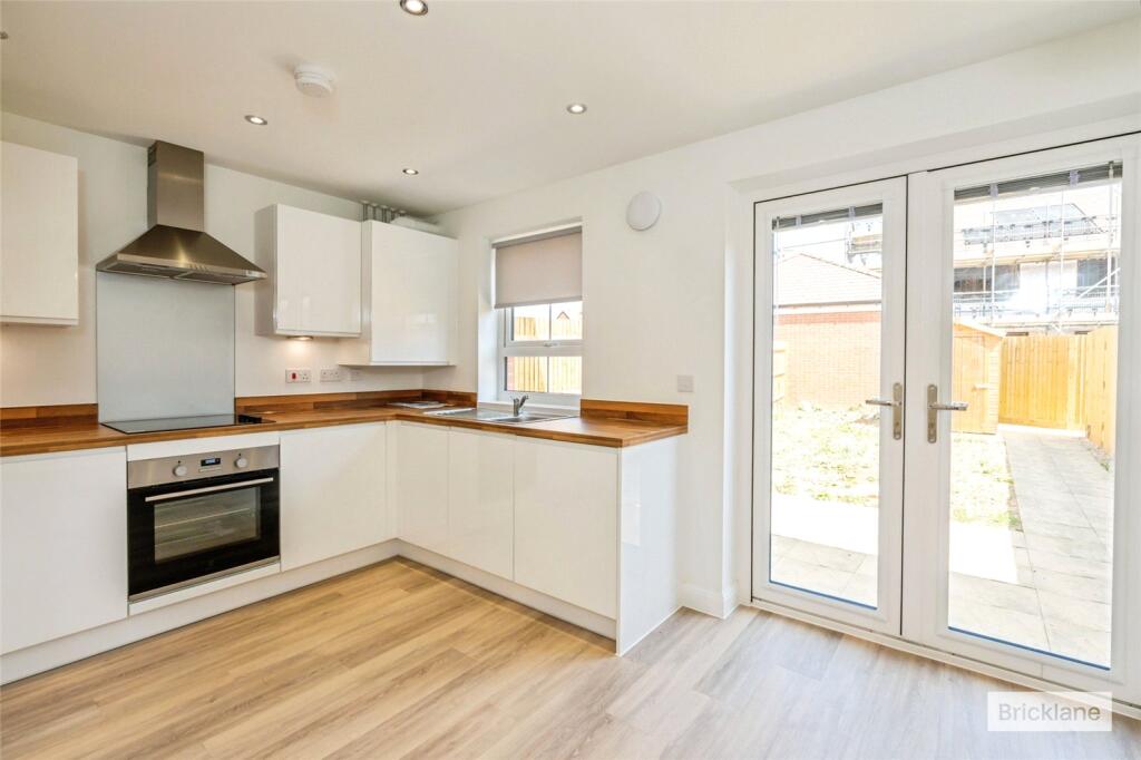 House in Portsmouth - View 2