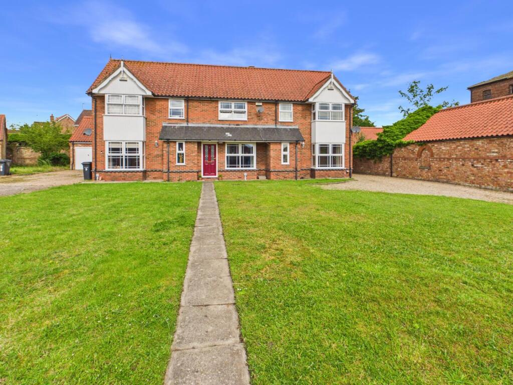 Main image of property: 10 Barley Way, Horncastle