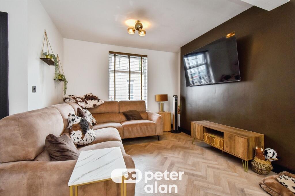 House in Merthyr Tydfil, Park - View 5