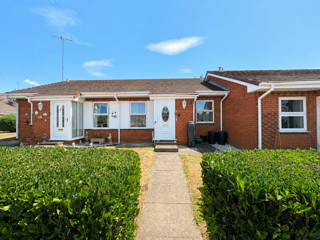 Main image of property: Burford Gardens, Evesham