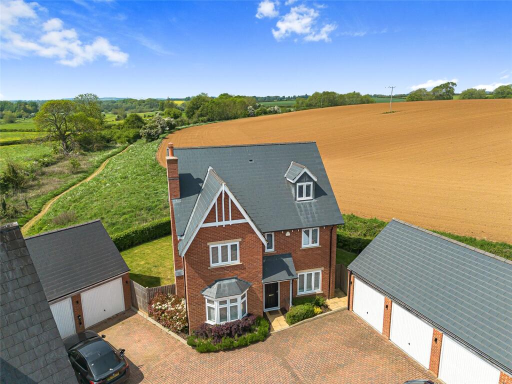 Main image of property: Vera Wood Close, Adderbury, Banbury, Oxfordshire, OX17