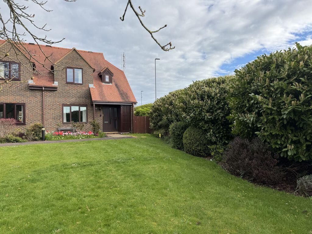 Main image of property: ALVESTON, NR BRISTOL