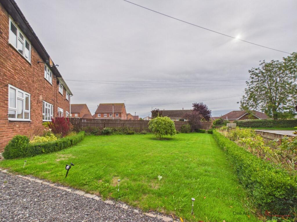 House in York, Burton Fleming - View 5