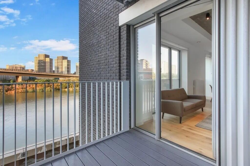 Main image of property: Rendel House Goodluck Hope Walk, London, E14 0XG