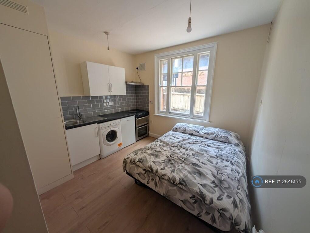 Main image of property: Westbeech Road, London, N22