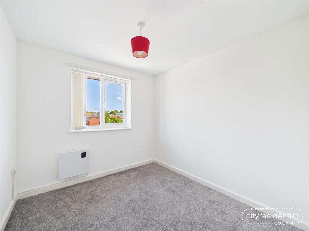 Apartment in Liverpool, Vauxhall - More