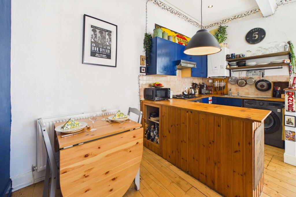 Apartment in Edinburgh - More