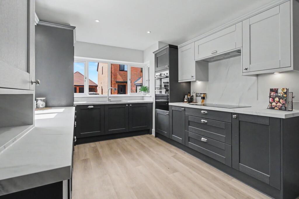 House in Tonbridge - View 5