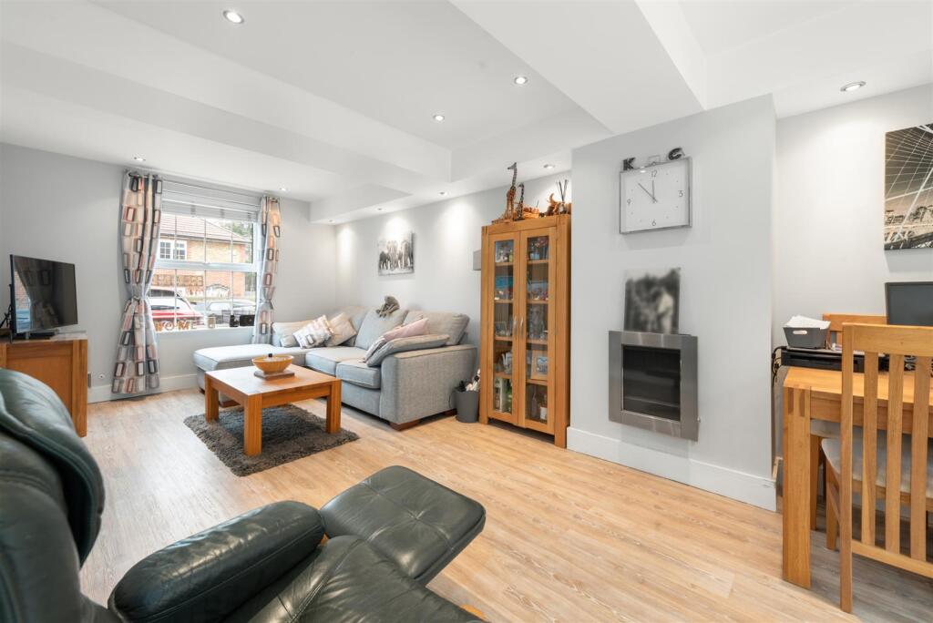 House in London, Morden - View 3