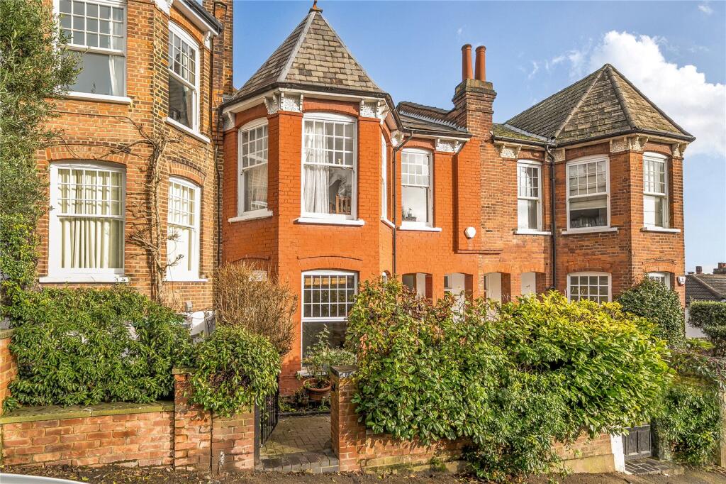 Main image of property: St. James Lane, London, N10