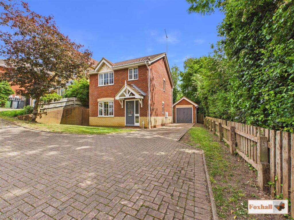 Main image of property: Kelvedon Drive, Rushmere St. Andrew, Ipswich