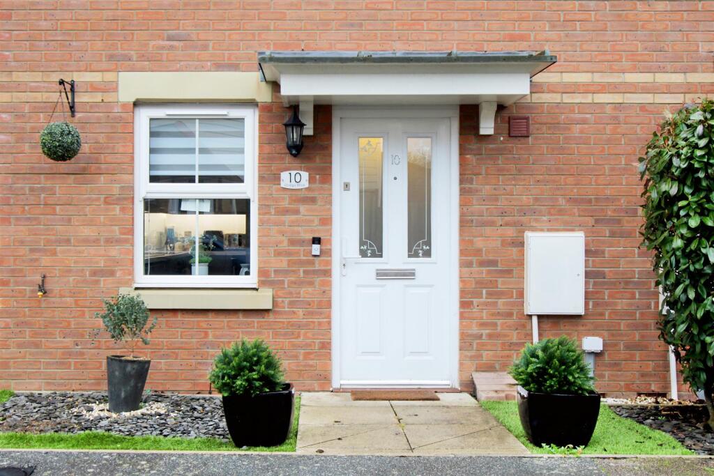 Olvega Drive, Buntingford photo 2