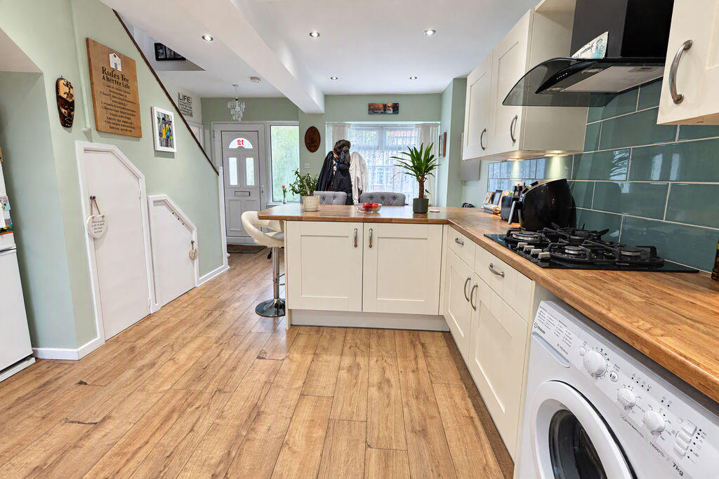 House in Gosport, Hampshire - View 3
