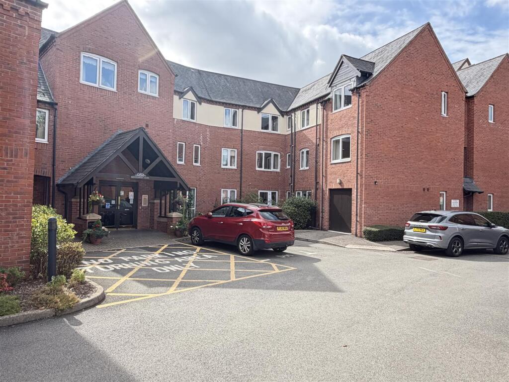 Apartment in Coventry - View 4