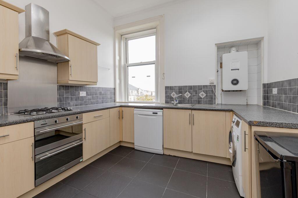 Apartment in Edinburgh - More