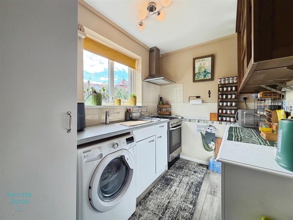 Apartment in Bolsover, Whitwell - More
