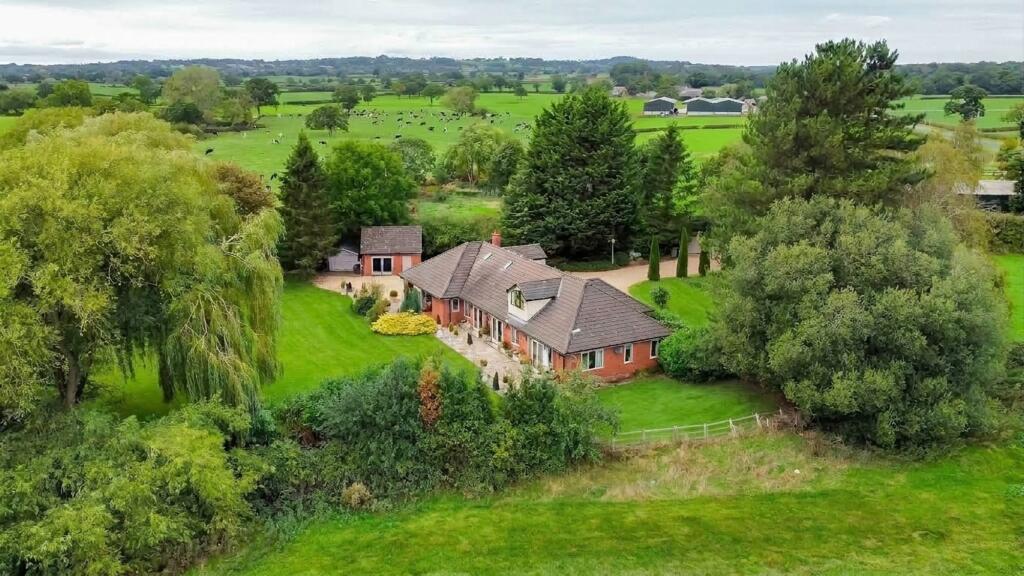 Main image of property: Hickhurst Lane, Rushton, CW6