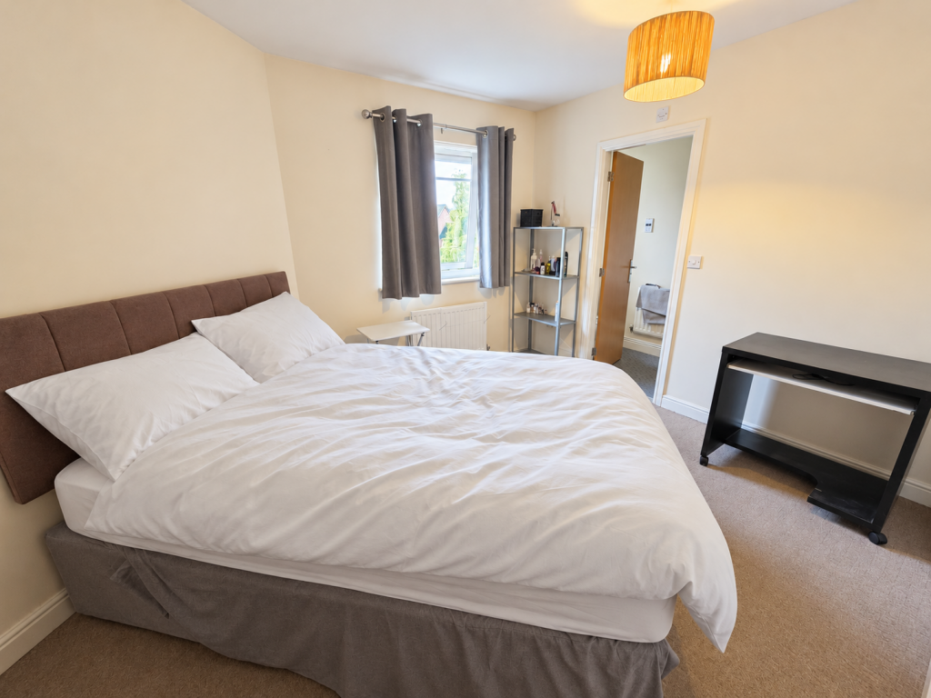 Apartment in Manchester, Old Trafford - More