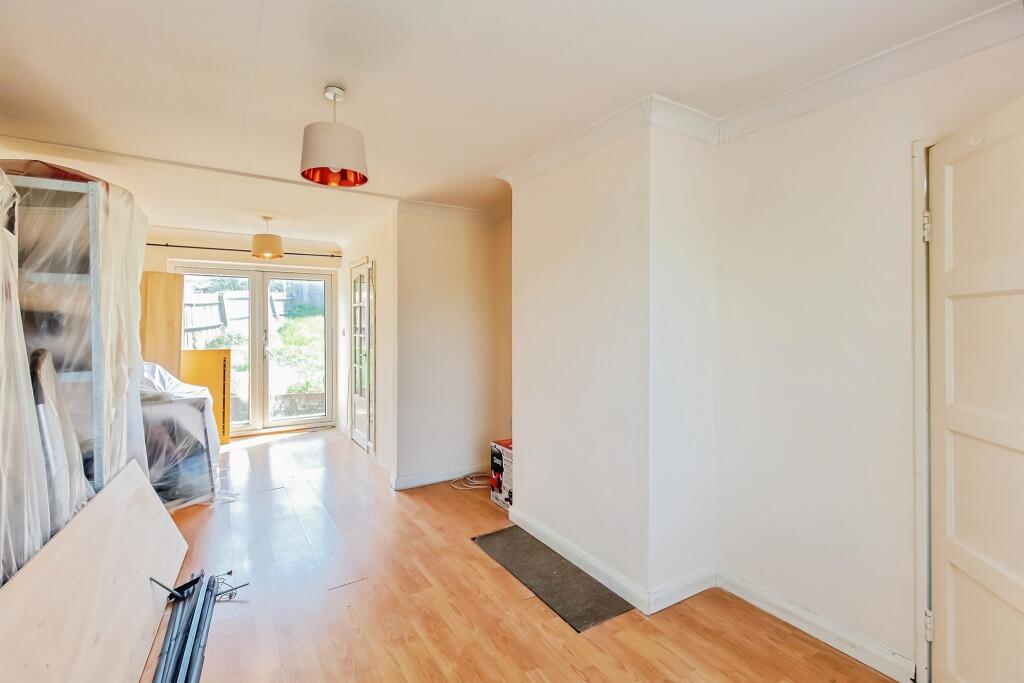 House in Corby, North Northamptonshire - View 4