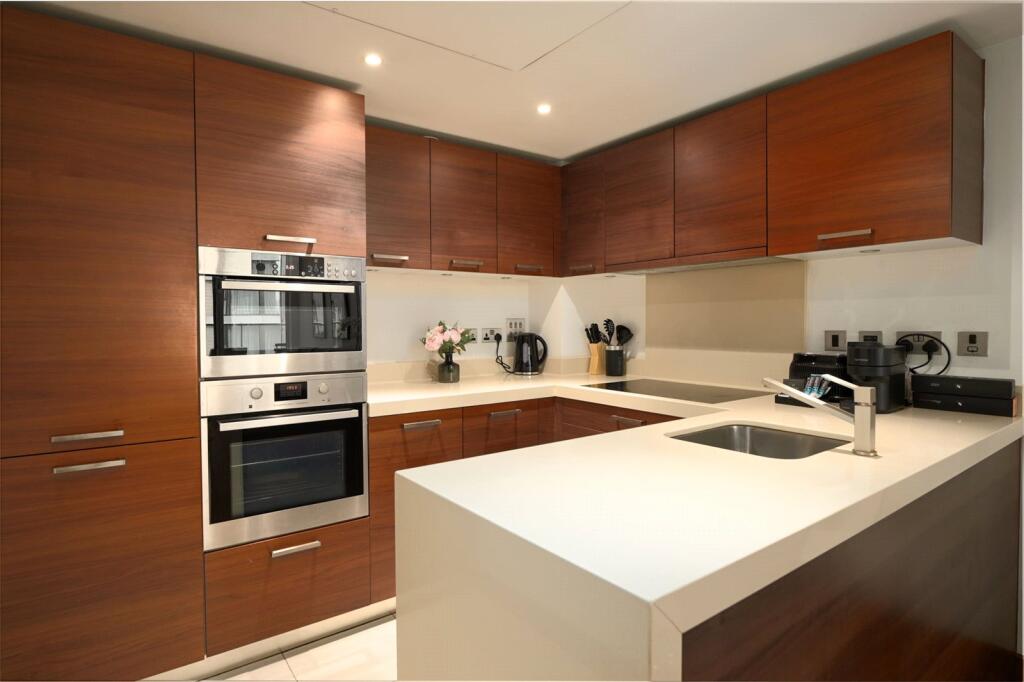 Apartment in London - View 4