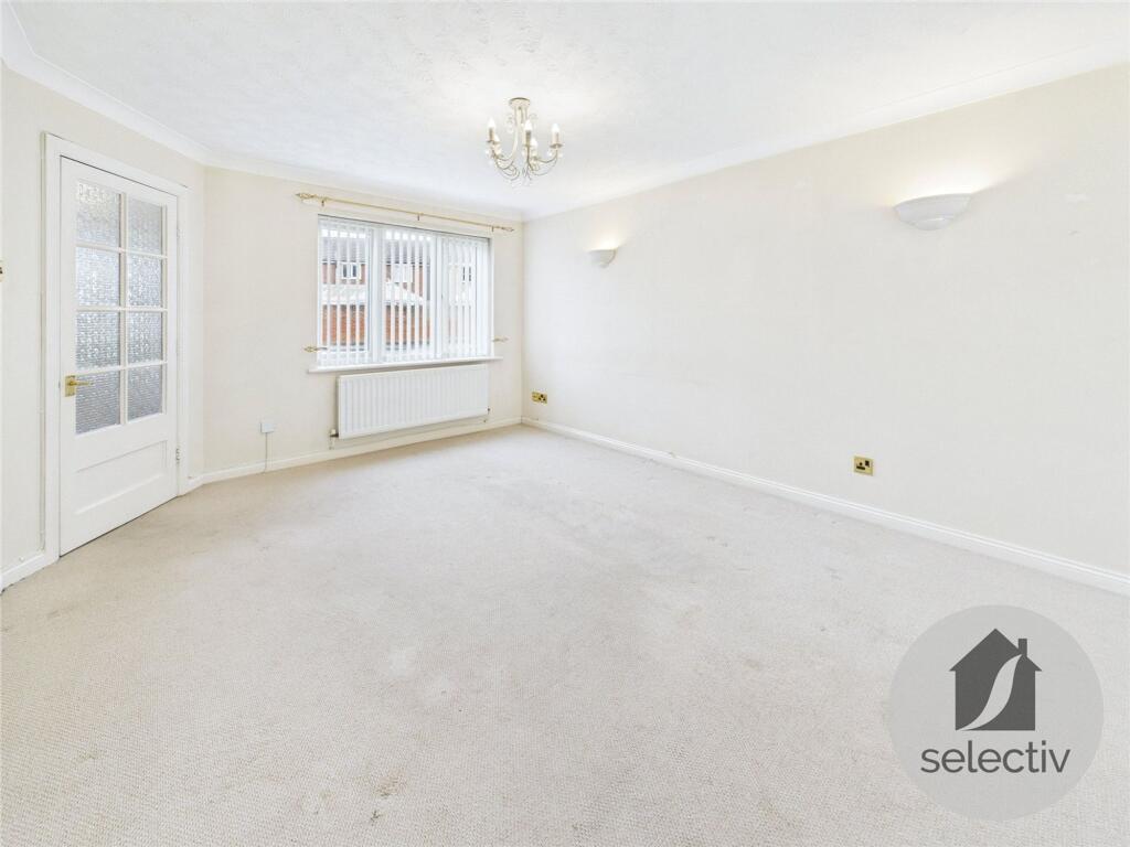 Shoreham Close, Redcar, TS10 photo 4