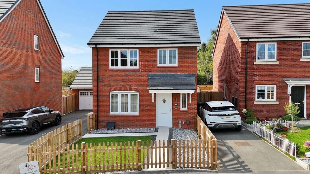 House in Stoke-on-Trent