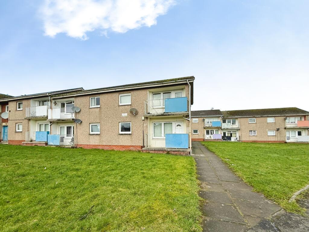 1-bed flat on Stewart Avenue, Glasgow, G72, £58,000