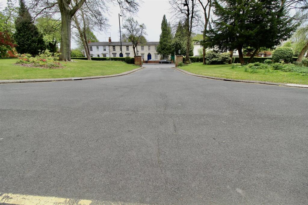 Additional image 21 of Viceroy Close, Edgbaston, Birmingham