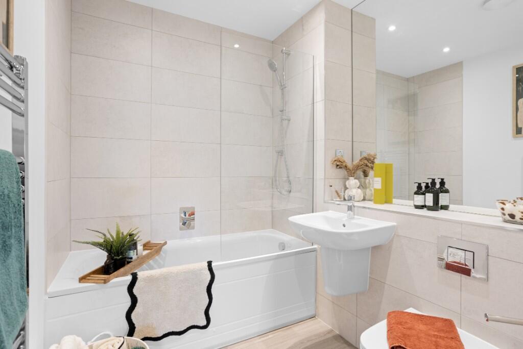 Main image of property: Bronze Walk,
Erith,
DA8 1FH
