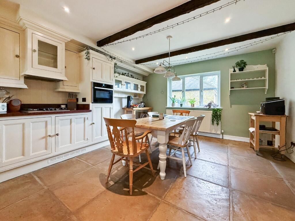 House in Finchampstead - More