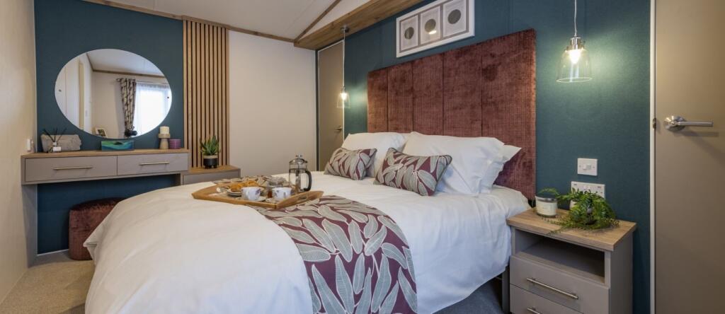 Two Bed Regal Hemsworth, Bredon View, Pershore, Worcestershire, WR10 3DY - More