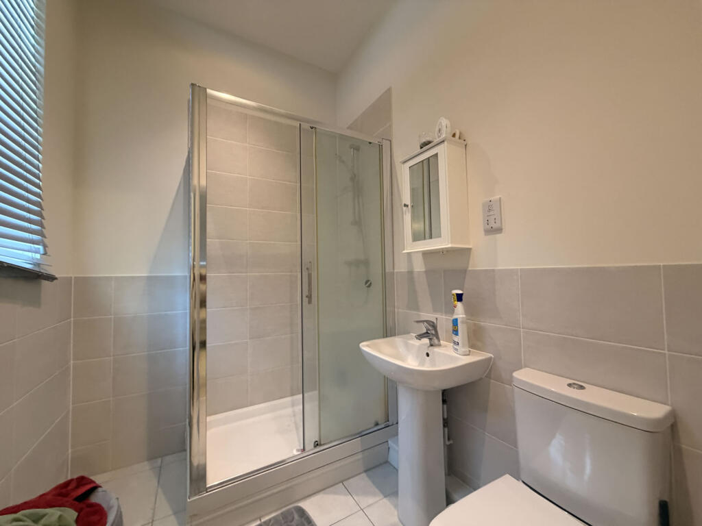 Apartment in Stafford, Staffordshire - More