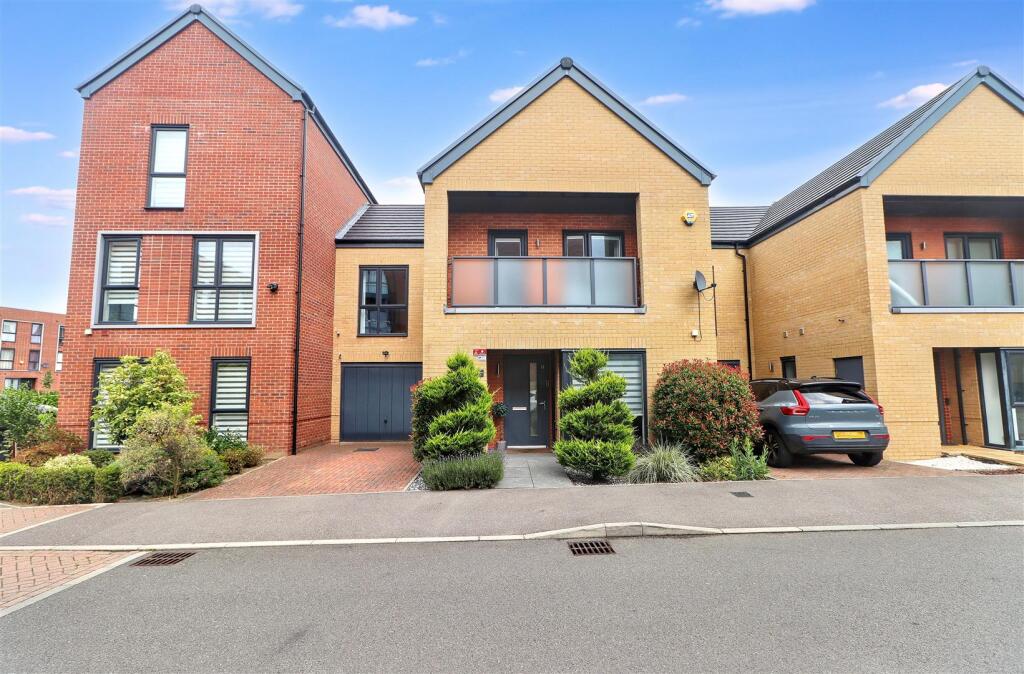 Main image of property: Holmesley Road, Borehamwood