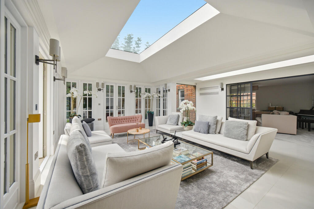 House in Reading - View 4
