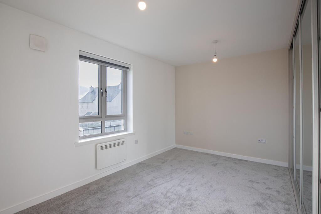 Apartment in Aberdeen, Danestone - View 4