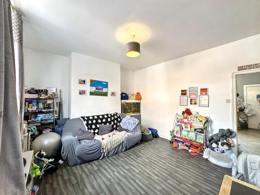 28, Watson Street, Eccles, Salford photo 3