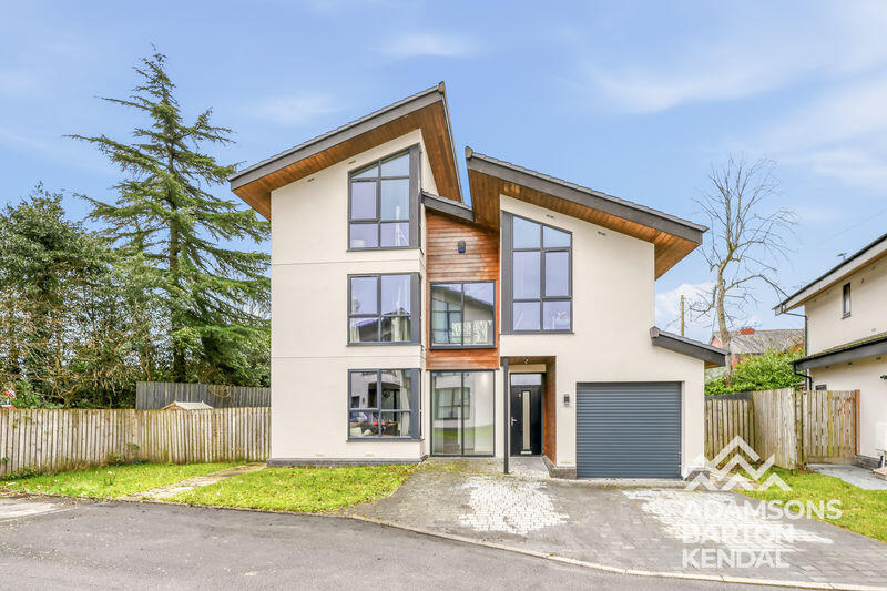 Main image of property: Heather Lea Close, Hopwood, OL10